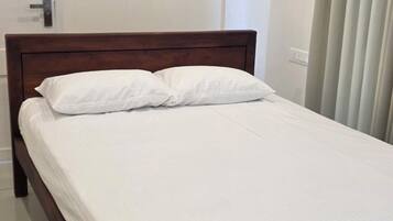 Iron/ironing board, WiFi