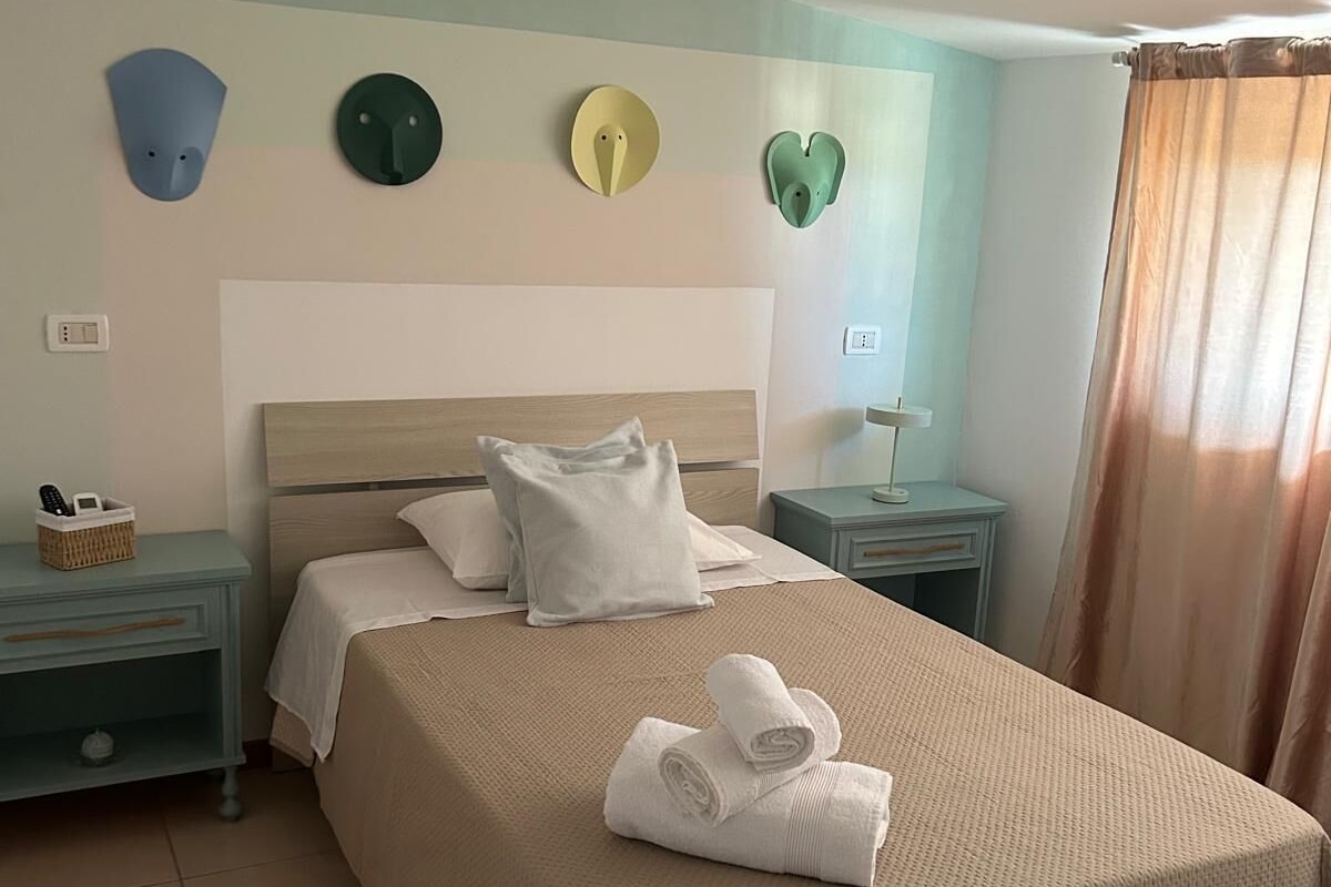 Single Room, Balcony, Hill View