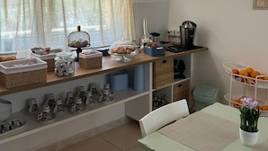 Desayuno buffet incluido todos los días 