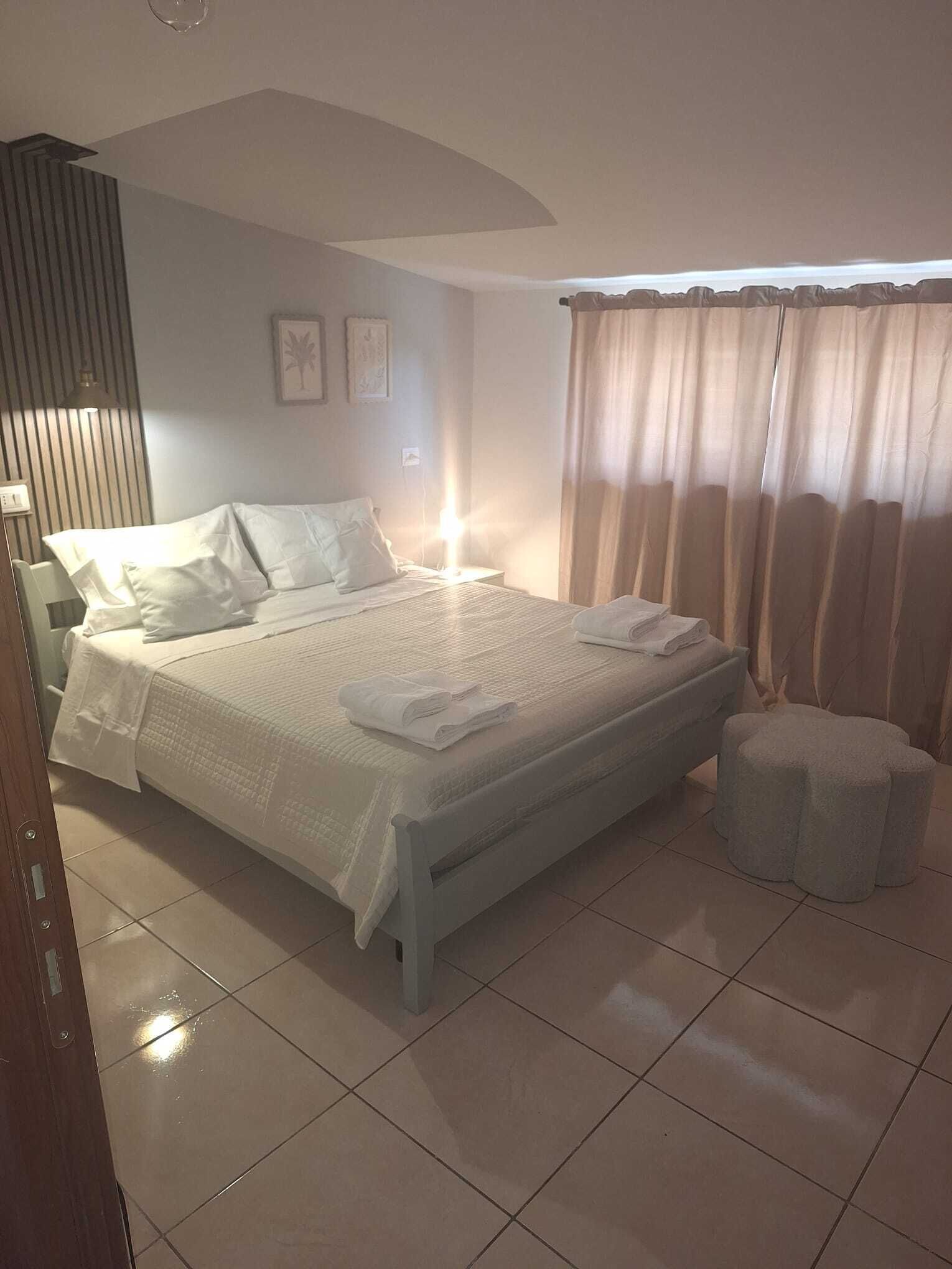 Classic Double Room, Balcony, Hill View | Desk, WiFi (free)