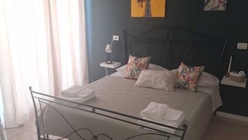 Classic Double Room, Balcony, Hill View