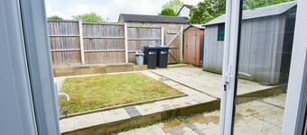 House Sleeps 7 With Parking