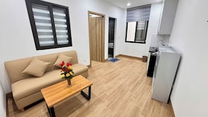 Apartemen, 1 kamar tidur | Meja kerja dan Wi-Fi gratis