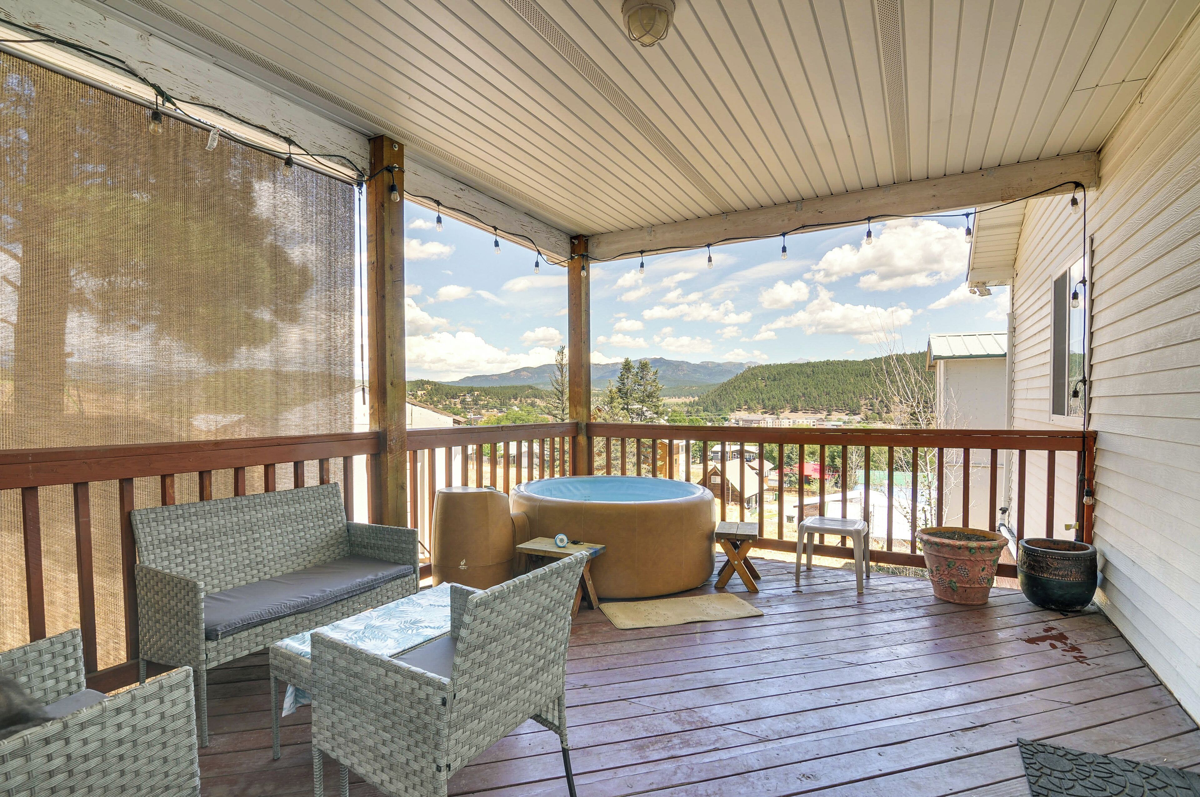 Apartment (3 Bedrooms) | Front of property