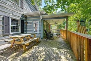 Front of property - Cozy Cabin! Only a 5-minute Walk to Marina! (Celina)