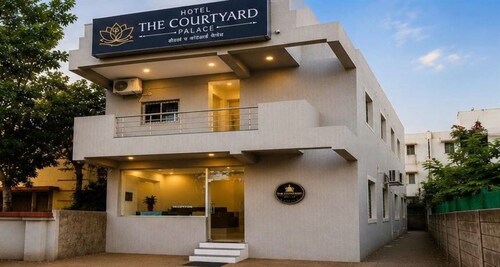 Hotel O Bamu University