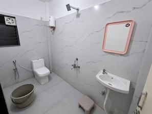 House | Bathroom