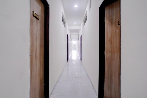 Hotel O Bamu University