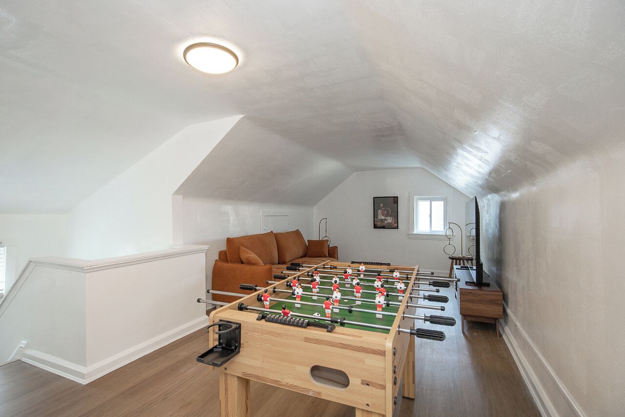 Spacious House In University Heights - Willoughby, OH