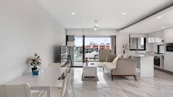 Comfort Apartment, Balcony | Interior
