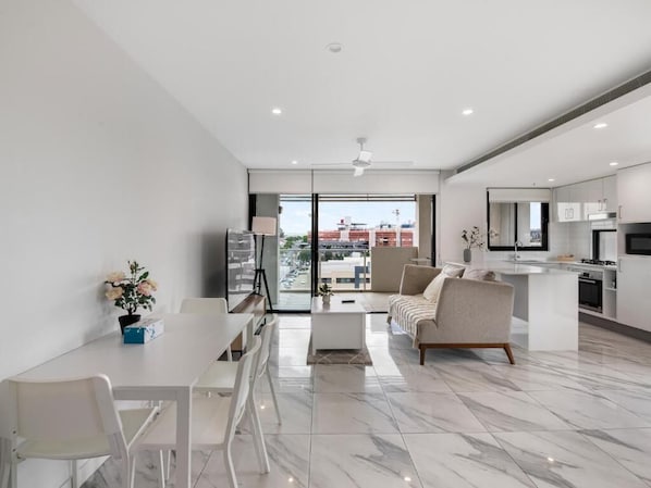 Comfort Apartment, Balcony | Interior