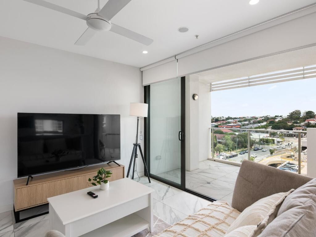 Comfort Apartment, Balcony | Living area