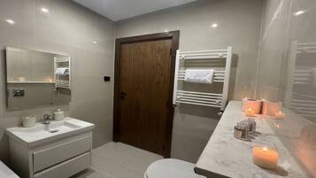 Penthouse | Kamar mandi