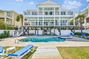 Pool - Camelot: Oceanfront & Private Pool (Murrells Inlet)