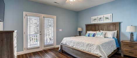 Iron/ironing board, WiFi (free), bed sheets