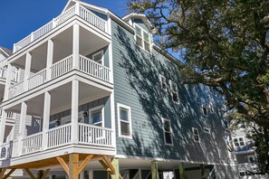 Unclassified image, 4 of 48, button - Coastal Daze: Pool & Short Walk to Beach (Surfside Beach)