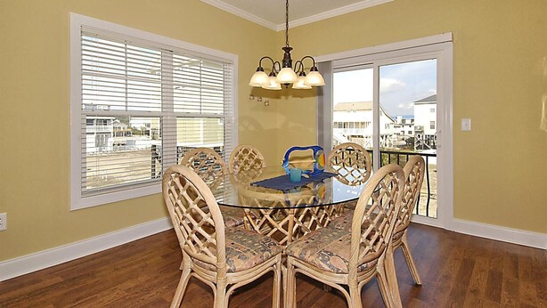 Dining - Gone Coastal: Short Walk to Beach & Shared Pool (Murrells Inlet)