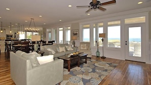 Living area - Gulf Stream Breeze: Oceanfront Luxury, Private Pool & Outdoor Oasis (Murrells Inlet)