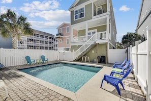 Pool - La Casa Di Famiglia: Coastal Retreat, Private Pool & Steps to the Sand (Surfside Beach)