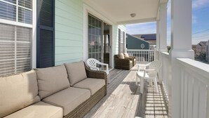 Terrace/patio - Peachy Keen: Private Pool, Ocean Views & Steps from the Sand (Murrells Inlet)