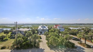 Exterior - Palmetto Legacy: Oceanfront, Private Pool & Putting Green (Murrells Inlet)