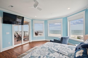Iron/ironing board, free WiFi, bed sheets - Simply Heaven: Oceanfront Retreat, Pool, Spa & Expansive Coastal Views (Murrells Inlet)
