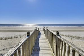 Beach - Sandy Toes: Oceanfront Retreat, Private Pool & Quiet Beachfront Setting (Surfside Beach)