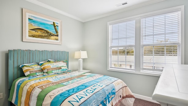 Room - Sun-S-Up: Private Pool, Steps to the Beach & Surfside Pier (Surfside Beach)