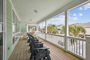 Property grounds - Sun-S-Up: Private Pool, Steps to the Beach & Surfside Pier (Surfside Beach)