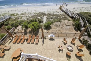 Property grounds - Treasure by the Sea: Oceanfront, Pool, Fire Pit & Steps to the Sand (Murrells Inlet)