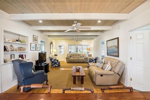Unclassified image, 2 of 20, button - Triple Play: Inlet Front, Dock, Pool & Steps to the Beach (Murrells Inlet)