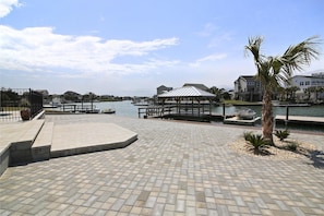 Unclassified image, 5 of 44, button - William's Wharf: Inlet Front, Dock, Pool & Steps to the Beach (Murrells Inlet)