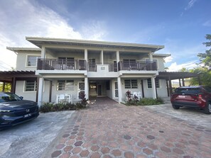 Exterior - Cozy 2-bedroom apartment in serene Brighton with AC (Bridgetown)