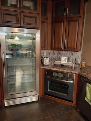 Private kitchen - Entire suite in Asbury Home with private entrance. (Dubuque)