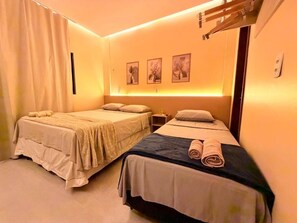 Quarto triplo básico | Wi-Fi de cortesia