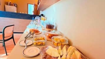 Petit déjeuner buffet