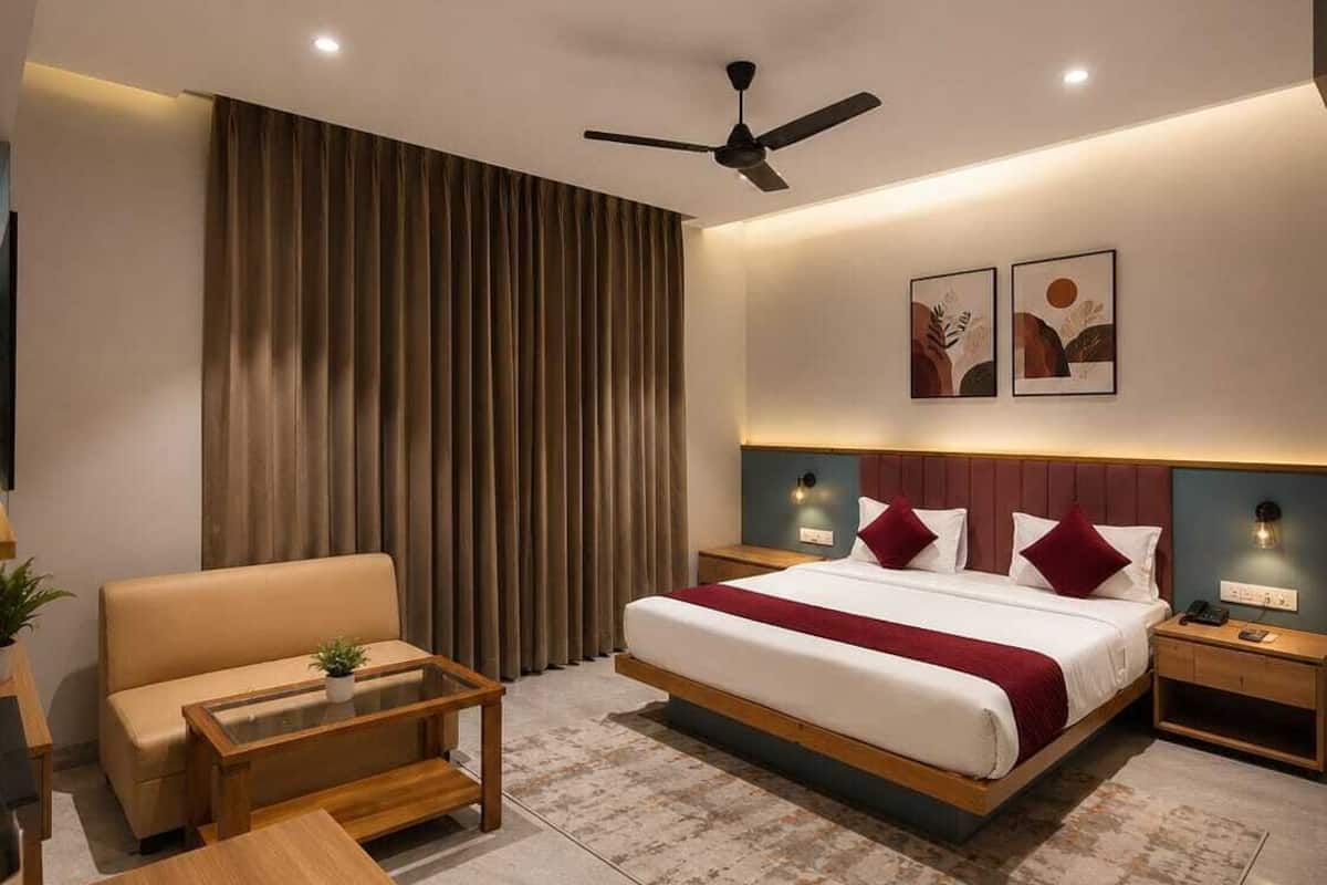 Standard Room | Desk, laptop workspace, free WiFi