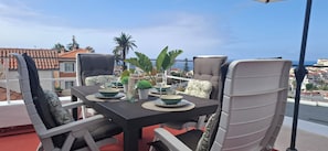 Outdoor dining - Vrbo Property (Puerto de la Cruz)