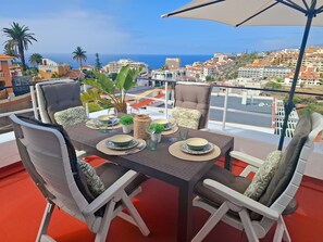 Outdoor dining - Vrbo Property (Puerto de la Cruz)