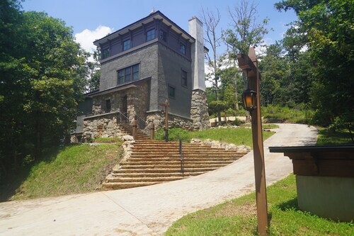 Family friendly castle, 17th century archaic chateau, providing all amenities.