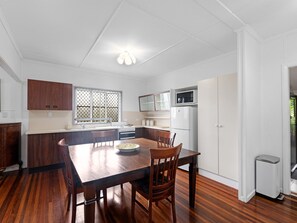 Unclassified image, 4 of 20, button - Two Bed Terrace Near Hervey Bay Beaches (Hervey Bay)