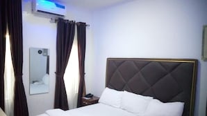 Soundproofing, WiFi (free)