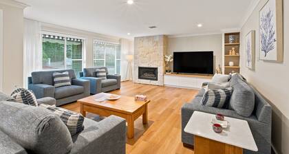 Casa Cypress, Home Near Bowral With Garden and BBQ