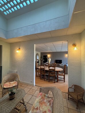 Dining - Vrbo Property (Pont-d'Ouilly)