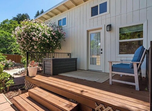 Perfect Comfortable Cottage with AC in Beautiful Glen Ellen