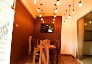 Dining - Lovely Homestay  (Ella)