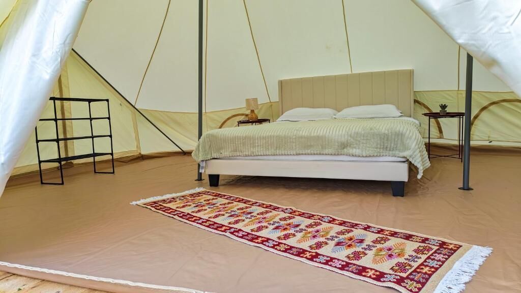 Family Tent, Mountain View