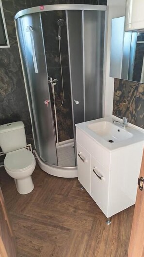 Bathroom - Pura Vida Mountain Glamping  (moeciu de jos)