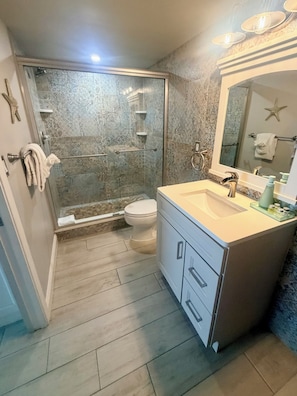 Bathroom - Bid-a-wee Beach Studio Condo (Panama City Beach)