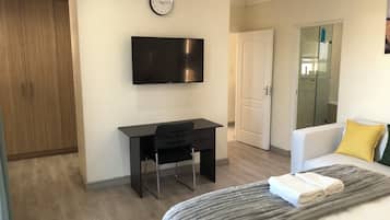 4 soverom, strykejern/-brett, wi-fi og sengetøy